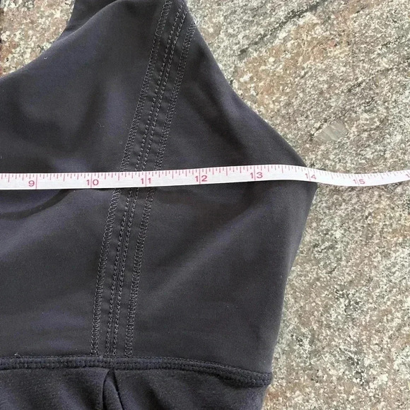 Lulu Lemon Women’s Power Dance Tank Top Racerback Loose Black Shelf Bra Size 6 - Picture 12 of 14